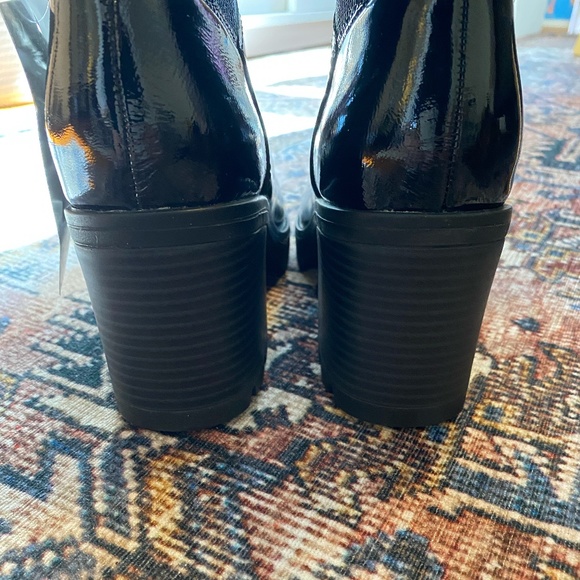 NWT Naturalizer Verney Waterproof Chelsea Boot Size 9 - Picture 2 of 7